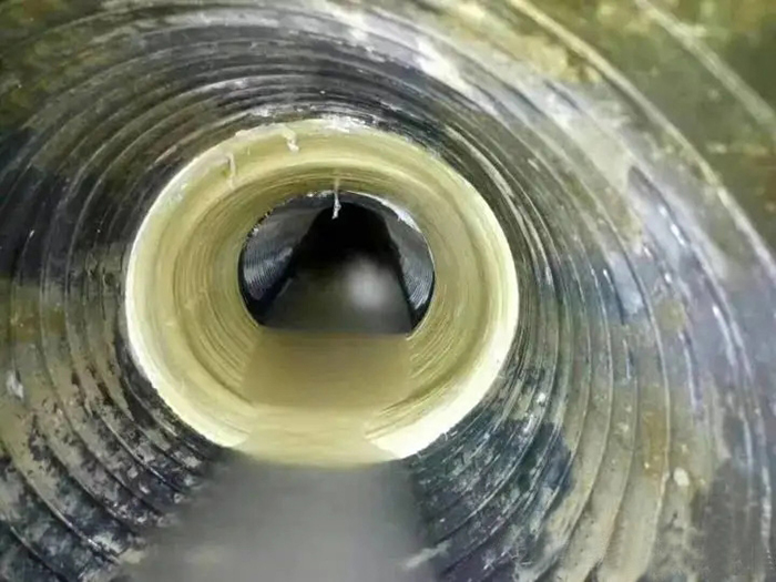 运河内衬修复法通常适用于哪些类型的断面管道